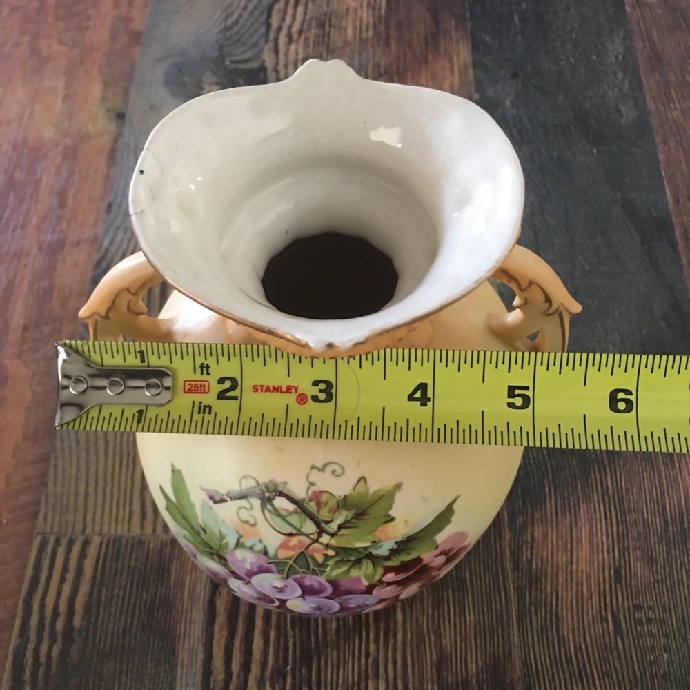 Vintage Yellow Vase - Picture 6 of 7